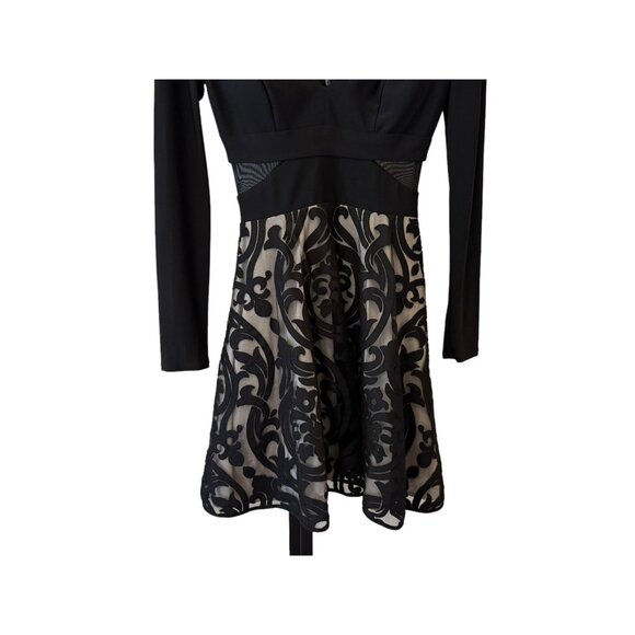Avery G Bloomingdale’s Longsleeve Mesh Detailed Cocktail Dress with Flare sz 0 - Picture 4 of 9